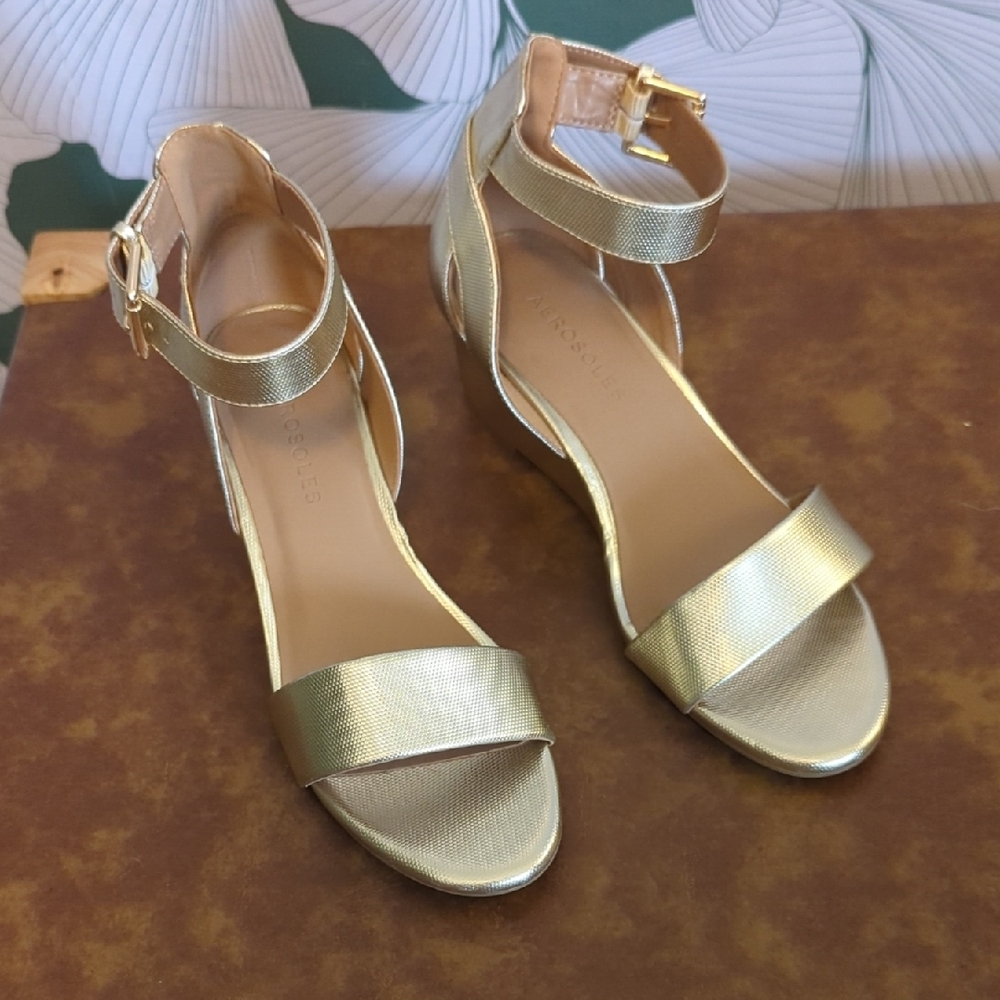 Aerosole Gold Ankle Strap Sandals